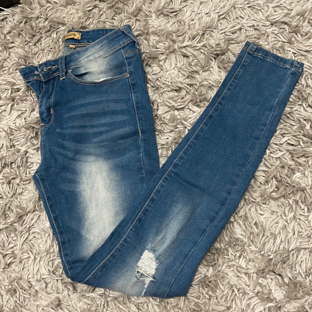 New jeans skinny ripped